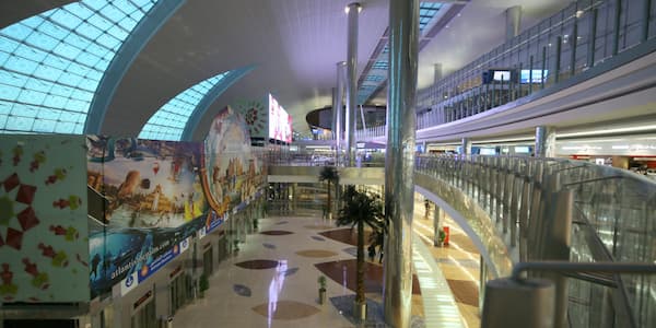 Ο τερματικός σταθμός 3 του αεροδρομίου του Ντουμπάι νωρίς το πρωί.