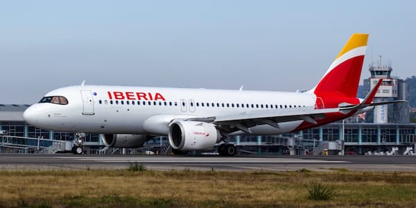 Ένα Airbus A320neo της Iberia.