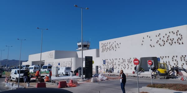 Το ανακαινισμένο αεροδρόμιο της Μυκόνου όπως είναι τον Μάιο του 2019.